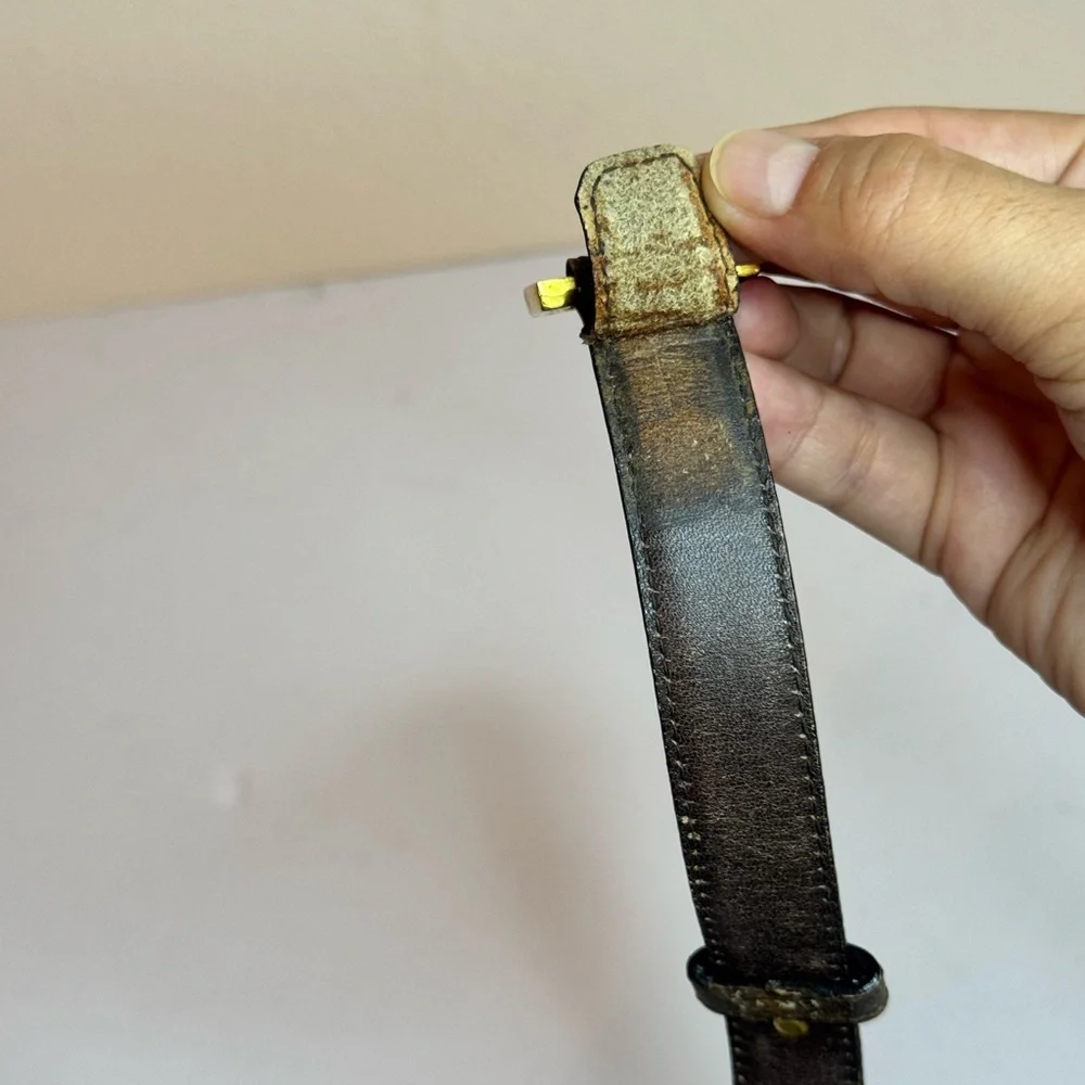 Vintage Valentino Garavani VLogo Leather Belt
